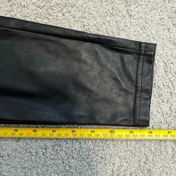 Aritzia Wilfred Free Rebelle Black Vegan Faux Leather  Pants Leggings XS - Picture 14 of 14